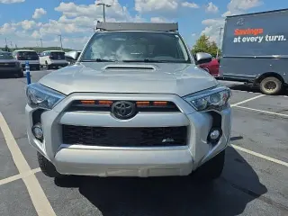 Toyota 4Runner 2020 4x4 SR5 4dr SUV