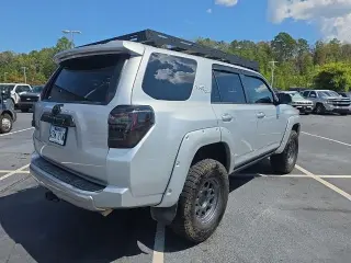Toyota 4Runner 2020 4x4 SR5 4dr SUV