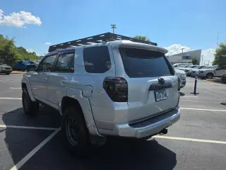 Toyota 4Runner 2020 4x4 SR5 4dr SUV