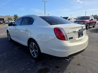 Lincoln MKS 2009 4dr Sedán