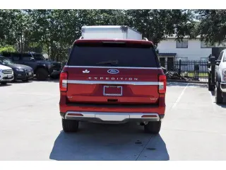 Ford Expedition MAX 2022 4x4 XLT 4dr SUV
