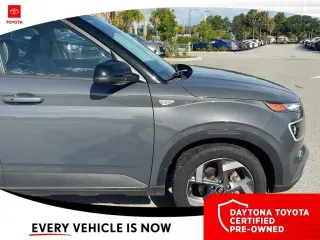 Hyundai VENUE 2023 Limited 4dr Crossover