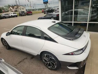 Hyundai IONIQ 6 2025 AWD SEL 4dr Sedán