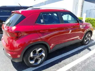 Hyundai VENUE 2023 SEL 4p Crossover