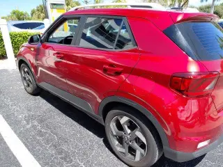 Hyundai VENUE 2023 SEL 4p Crossover