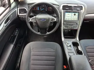 Ford Fusion 2017 SE 4dr Sedán