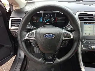 Ford Fusion 2017 SE 4dr Sedán