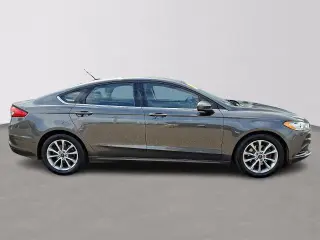 Ford Fusion 2017 SE 4dr Sedán
