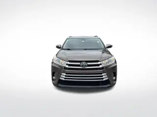 Toyota Highlander 2019 XLE 4dr SUV