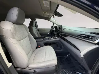Toyota Sienna 2022 LE 8-Pasajeros 4dr Mini-Van