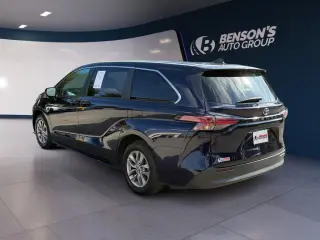 Toyota Sienna 2022 LE 8-Pasajeros 4dr Mini-Van