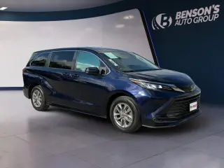 Toyota Sienna 2022 LE 8-Pasajeros 4dr Mini-Van