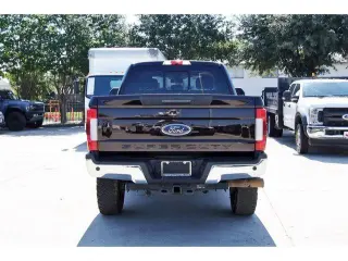 Ford F-250 Super Duty 2019 4x4 Platinum 4dr Crew Cab 6.8 ft. SB Pickup