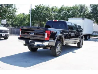 Ford F-250 Super Duty 2019 4x4 Platinum 4dr Crew Cab 6.8 ft. SB Pickup