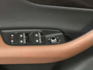 Audi Q7 2024 tracción integral quattro Premium 45 TFSI 4dr SUV