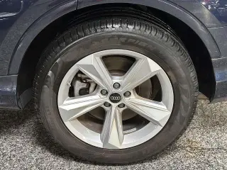 Audi Q7 2024 tracción integral quattro Premium 45 TFSI 4dr SUV