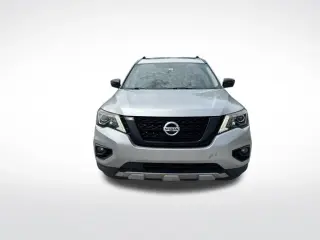 Nissan Pathfinder 2020 SL 4p SUV