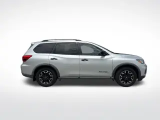 Nissan Pathfinder 2020 SL 4p SUV