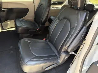 Chrysler Pacifica 2024 Touring L 4dr Mini-Van