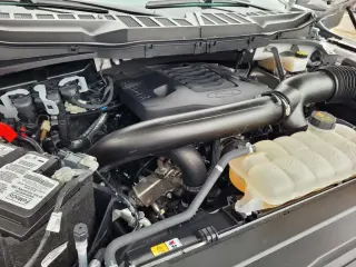 Ford F-150 2023 4x4 XLT 4dr SuperCrew 5.5 ft. SB