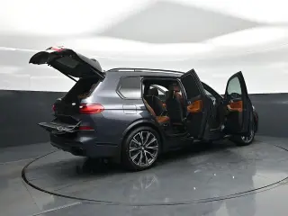 BMW X7 2020 4x4 M50i 4p Vehículo Deportivo de Actividades