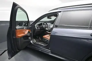 BMW X7 2020 4x4 M50i 4p Vehículo Deportivo de Actividades