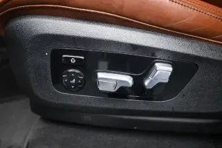 BMW X7 2020 4x4 M50i 4p Vehículo Deportivo de Actividades