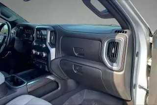 GMC Sierra 1500 2021 4x4 SLT 4p. Cabina de Tripulación Crew Cab 5.8 ft. SB