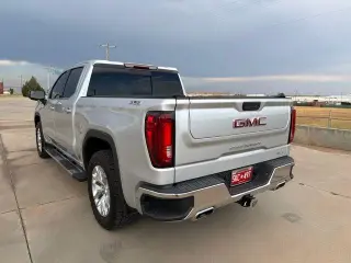 GMC Sierra 1500 2021 4x4 SLT 4p. Cabina de Tripulación Crew Cab 5.8 ft. SB