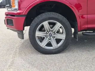 Ford F-150 2019 4x4 XLT 4dr SuperCrew 5.5 ft. SB