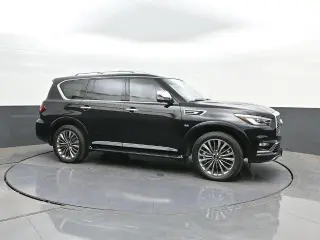 INFINITI QX80 2019 Luxe 4dr SUV