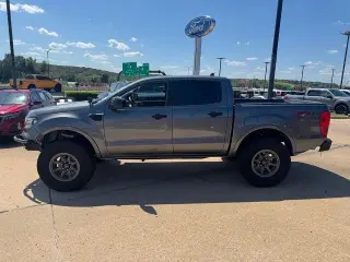Ford Ranger 2023 4x4 XLT 4dr SuperCrew 5.1 ft. CB