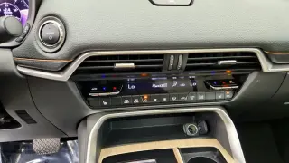 Mazda CX-70 Plug-in Hybrid 2025 AWD Premium 4dr SUV
