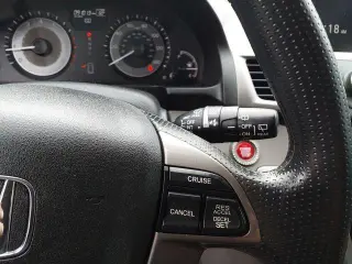 Honda Odyssey 2016 SE 4p Mini-Van