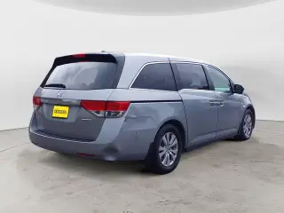 Honda Odyssey 2016 SE 4p Mini-Van