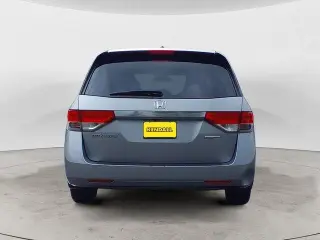 Honda Odyssey 2016 SE 4p Mini-Van