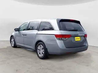 Honda Odyssey 2016 SE 4p Mini-Van