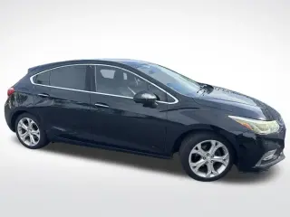 Chevrolet Cruze 2017 Premier Auto 4p Hatchback