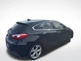 Chevrolet Cruze 2017 Premier Auto 4p Hatchback