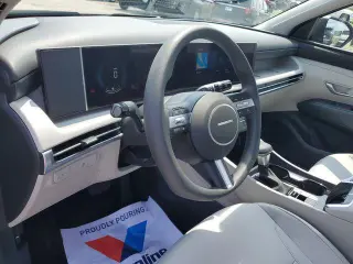 Hyundai TUCSON 2025 AWD SE 4p SUV