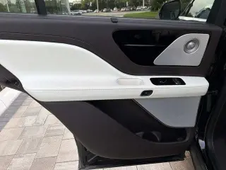 Lincoln Aviator 2021 AWD Black Label Gran Turismo 4p SUV