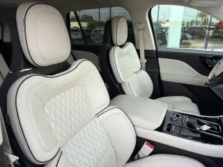 Lincoln Aviator 2021 AWD Black Label Gran Turismo 4p SUV