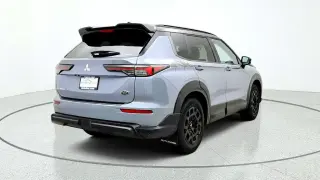 Mitsubishi Outlander 2026 AWD Trail Edition 4dr SUV