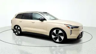 Volvo EX90 2025 eAWD Twin Performance Ultra 6-Pasajeros 4p SUV