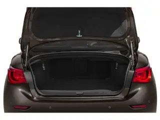 INFINITI Q50 2015 Premium 4p Sedana