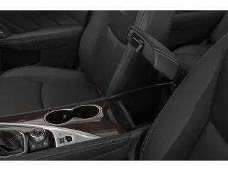 INFINITI Q50 2015 Premium 4p Sedana