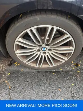 BMW Serie 5 2019 AWD M550i xDrive 4dr Sedán
