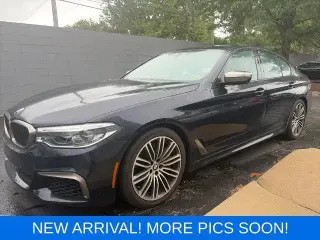 BMW Serie 5 2019 AWD M550i xDrive 4dr Sedán