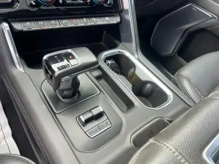 GMC Sierra 1500 2022 4x4 Denali 4dr Crew Cab 5.8 ft. SB