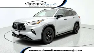 Toyota Highlander Hybrid 2024 AWD XLE 4dr SUV